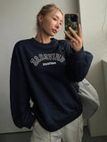 6229 a02-04 DAZY Sudadera con estampado de letra de hombros caídos