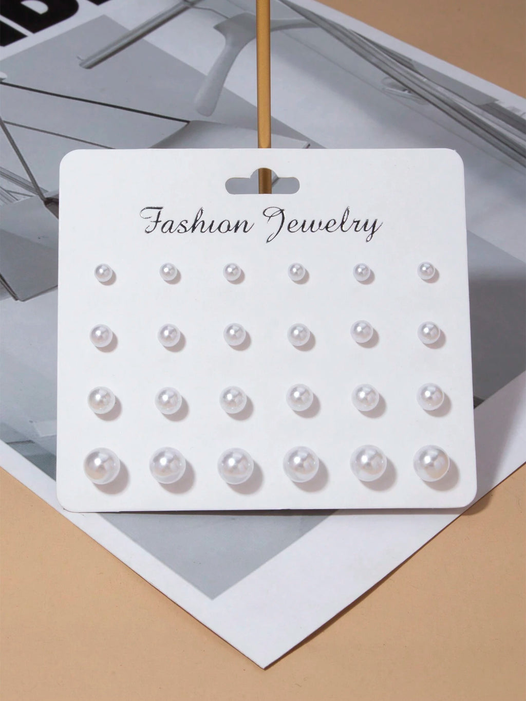 8690 1b-016 Set De Aretes Clásicos Simples De Tamaño Perla Blanca Europea Y Americana