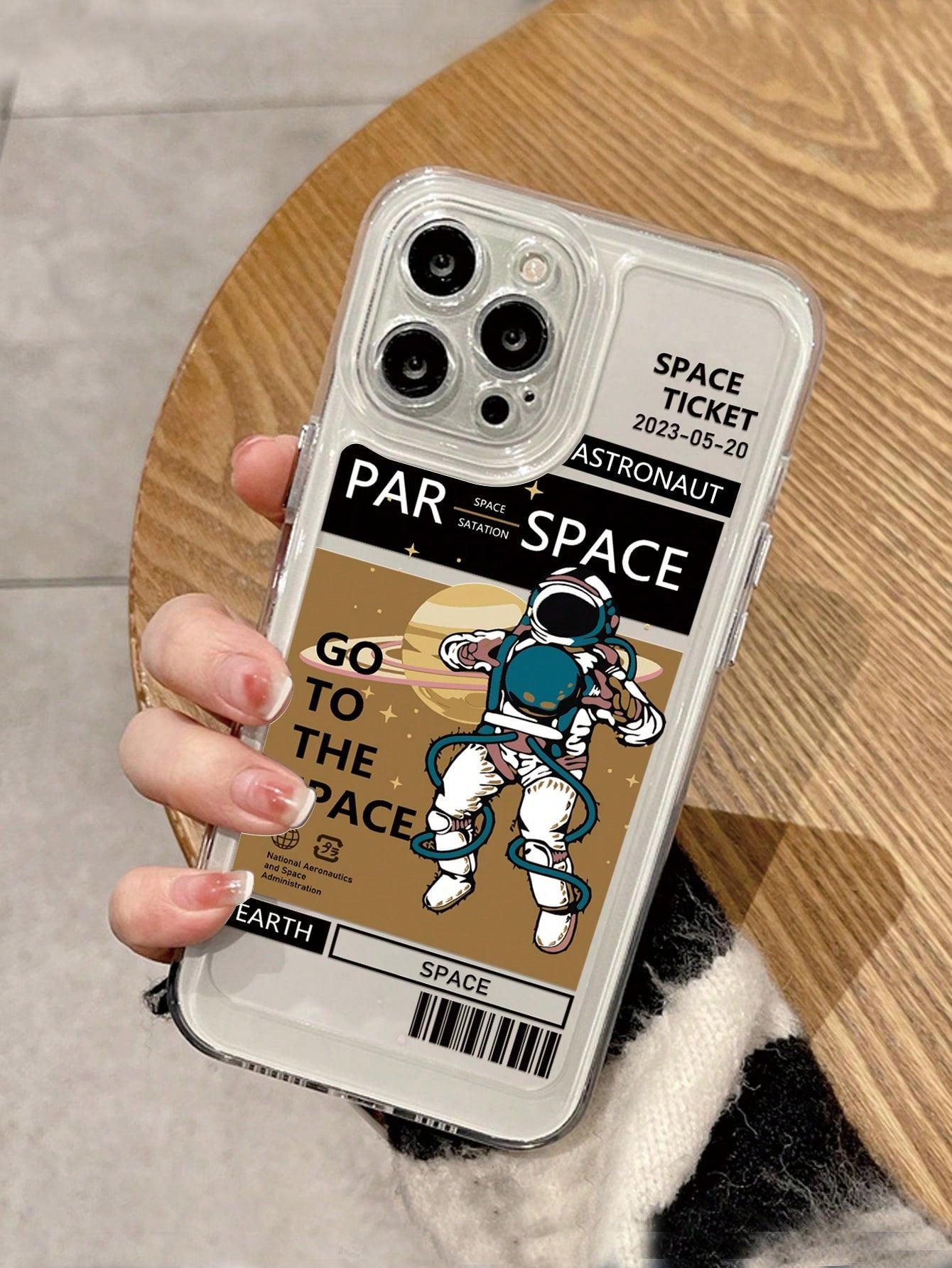 7392 a10-07 funda protectora transparente con recorte grande con estampado de astronauta