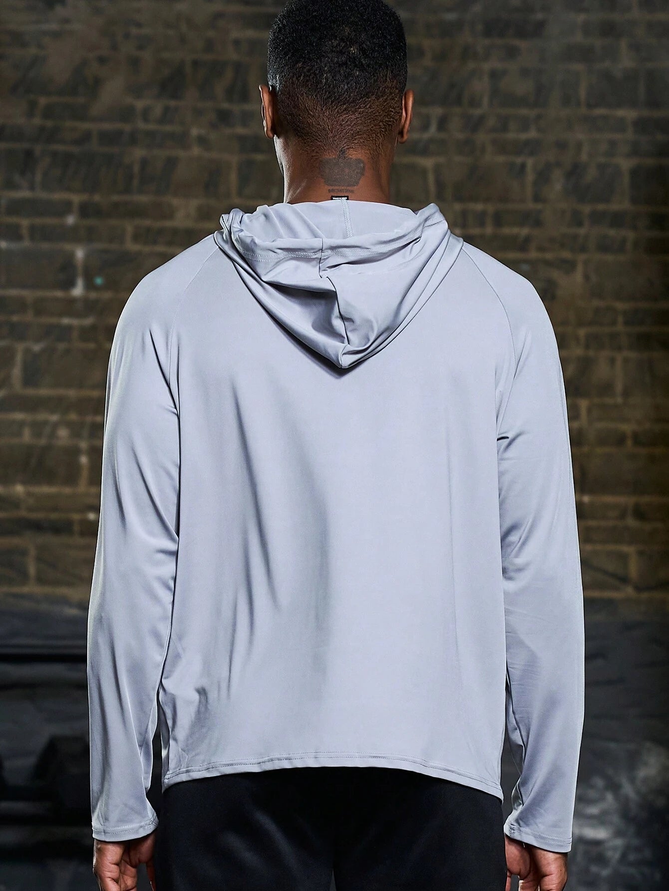 5250 1t-011 Sudadera deportiva con estampado de letra de manga raglán con cordón con capucha