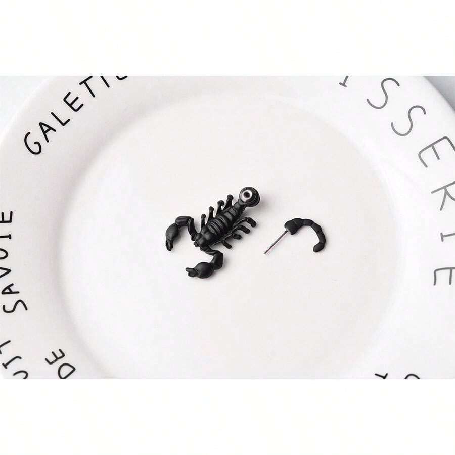 5209 1b-0147 Una Pieza Pendiente De Botón Con Forma De Escorpión Negro Adecuado Para El Uso Diario De Los Hombres