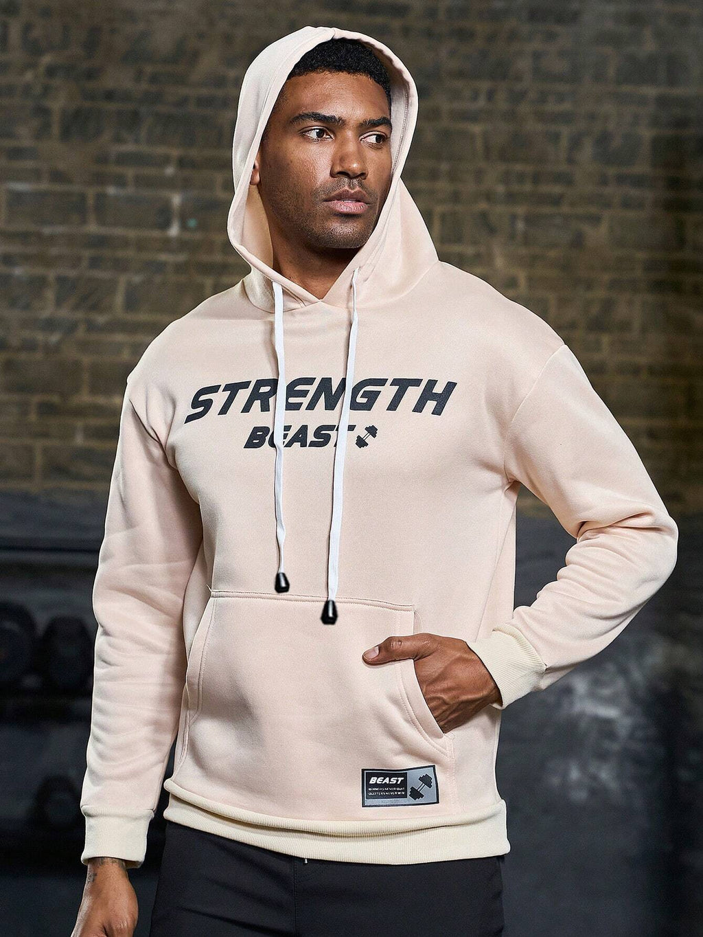 7985 1t-006 Capucha con estampado de letra con diseño de parche con bolsillo de canguro con cordón