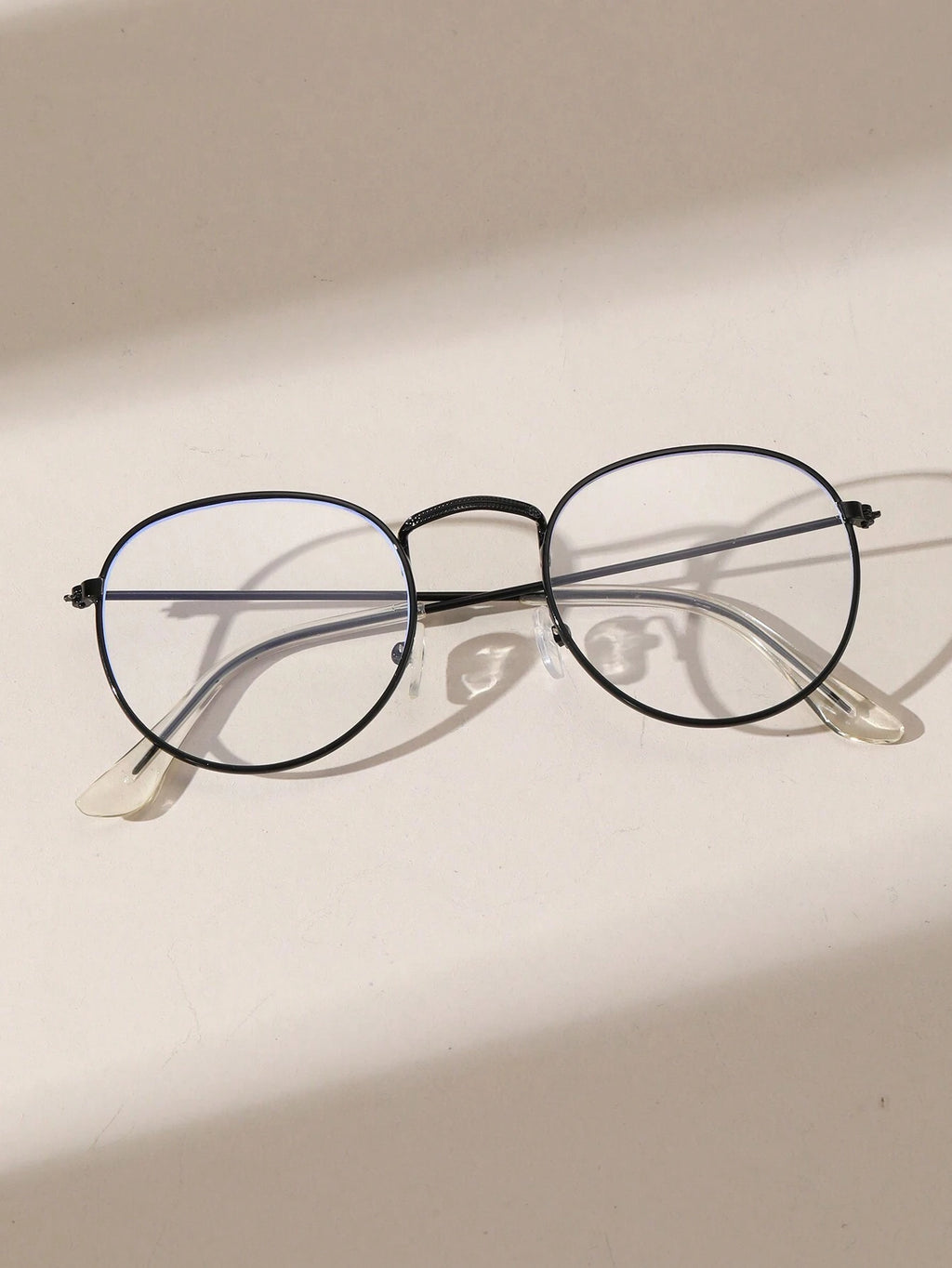 5935 Una Pieza Gafas Redondas De Marco Negro Con Luz Azul Para Mujeres