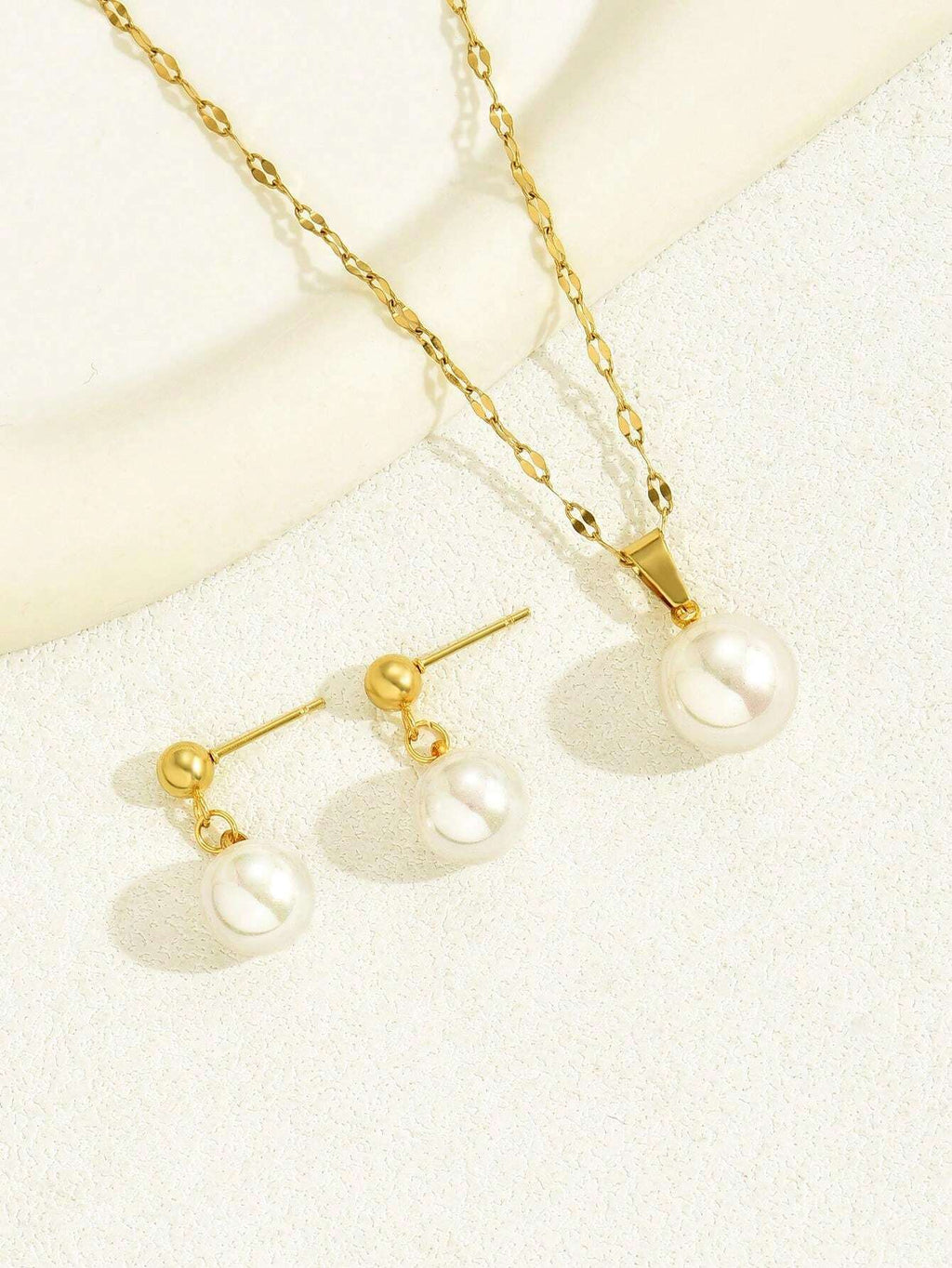 10041 1b-076 Set tres pizas Collar Y Aretes Con Perlas Sintéticas