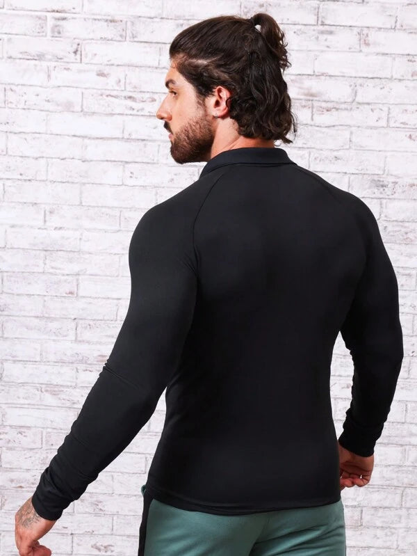 6924 1t-006 Camisa polo con estampado de letra de manga raglán