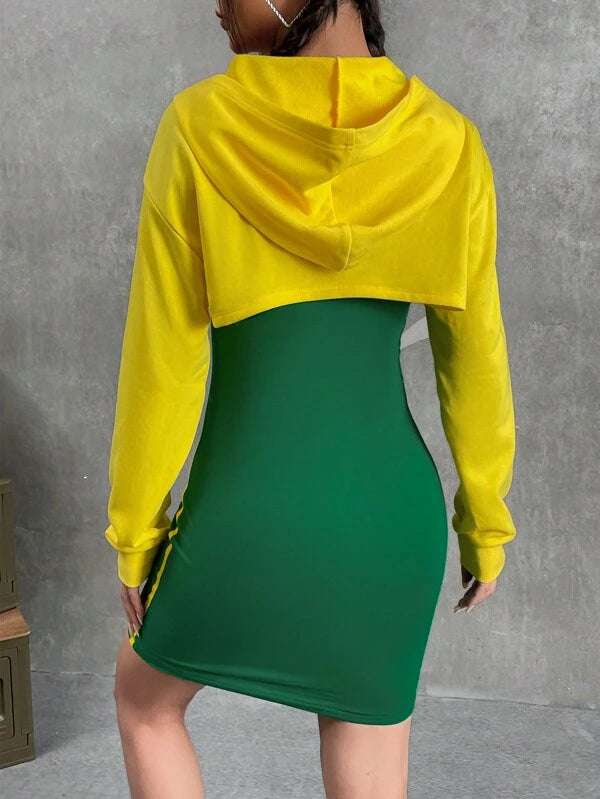 7155 a07-07 Coolane con estampado de letra Vestido de tirantes & Capucha súper crop