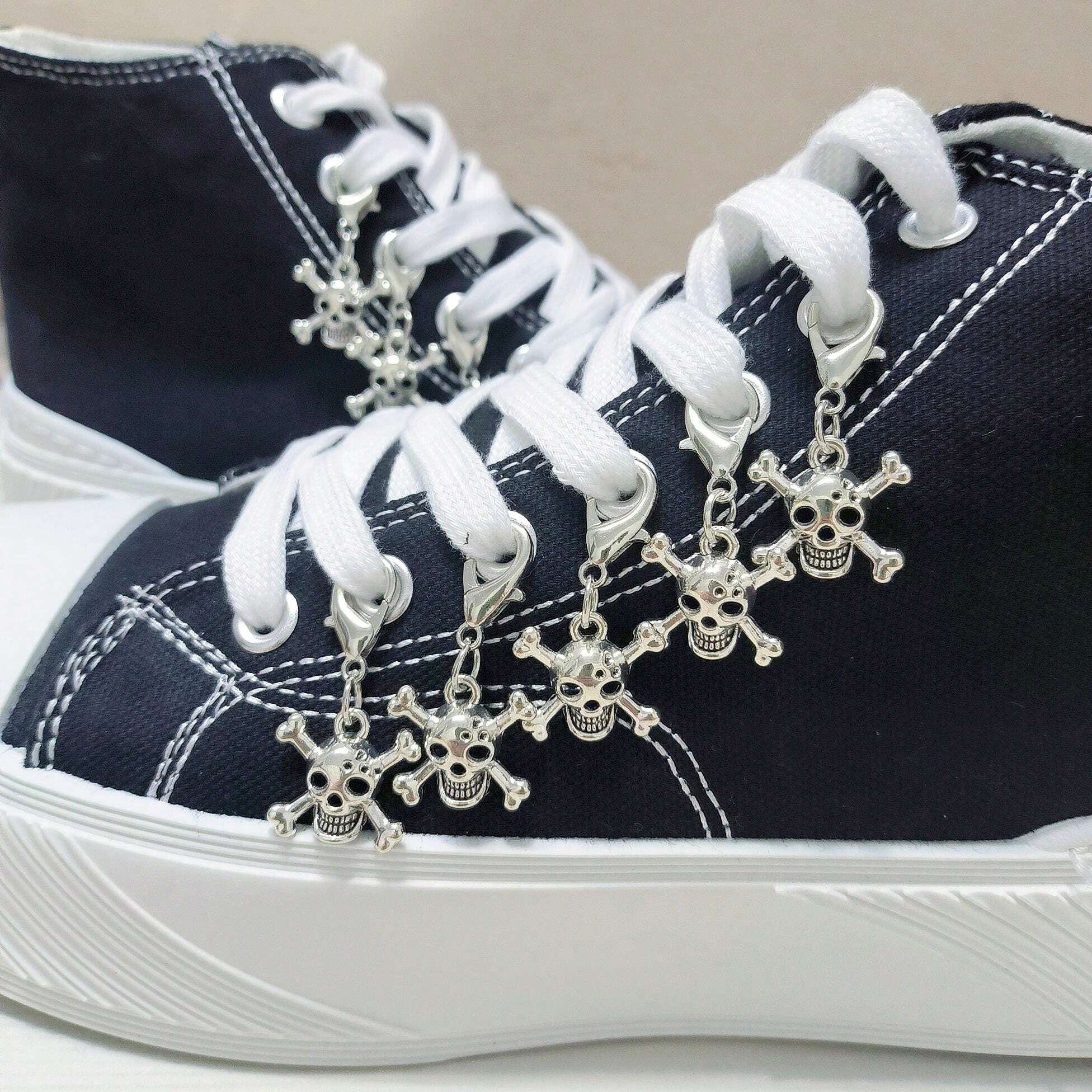 6145 1b-003 Set 10 Piezas Colgante Desmontable Con Cabeza De Calavera Estilo Punk Para cordones de zapatillas