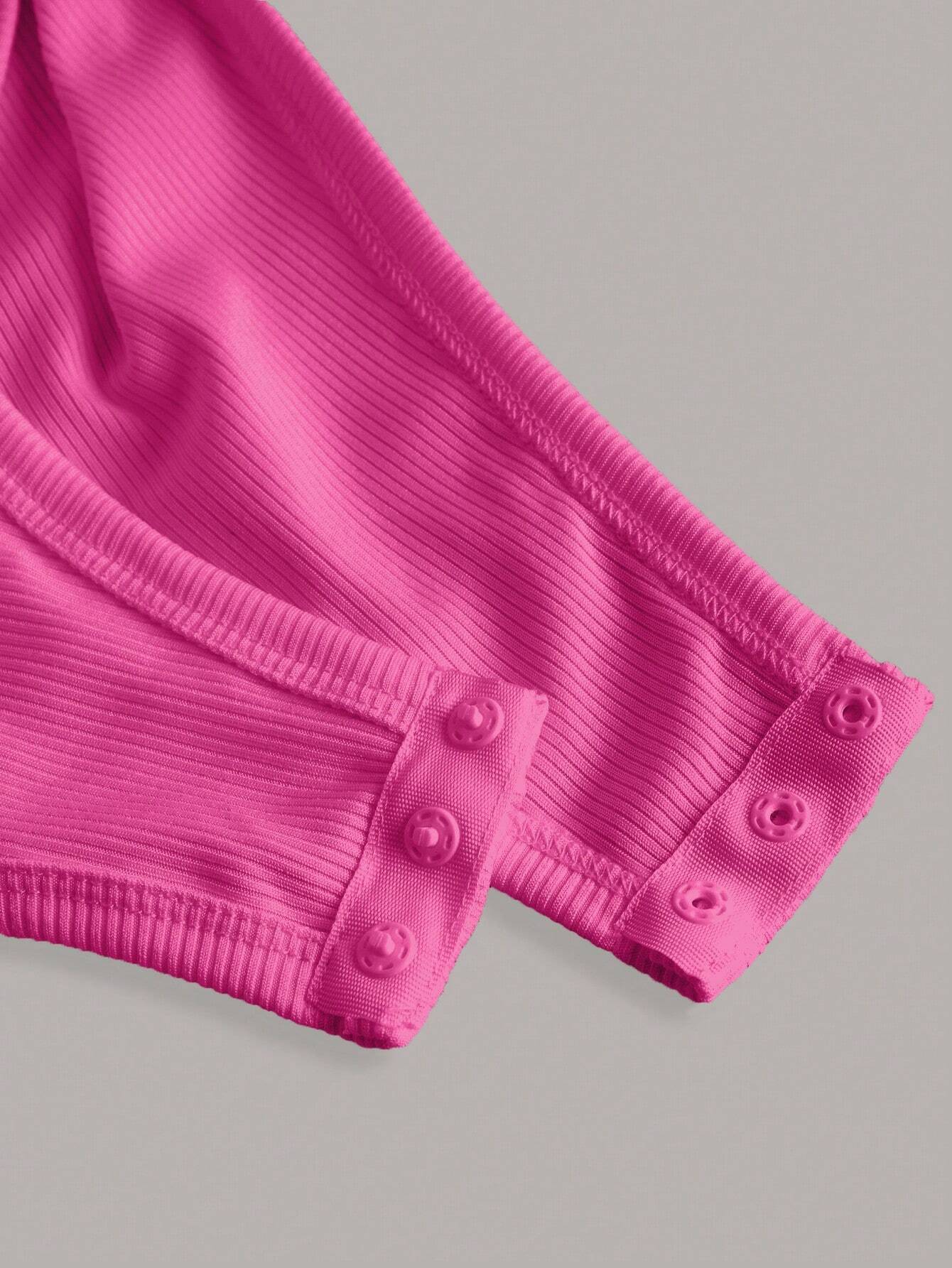 6918 1t-007 Body con abertura delantera de hombros descubiertos corte alto