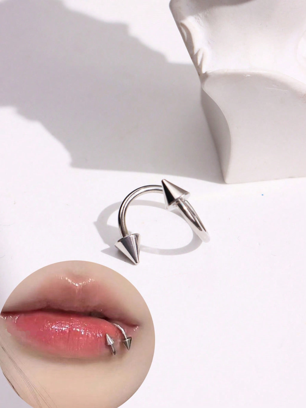 5885 1b-070 Anillo De Labios Creativo En Forma De Cono De Acero Inoxidable Plateado