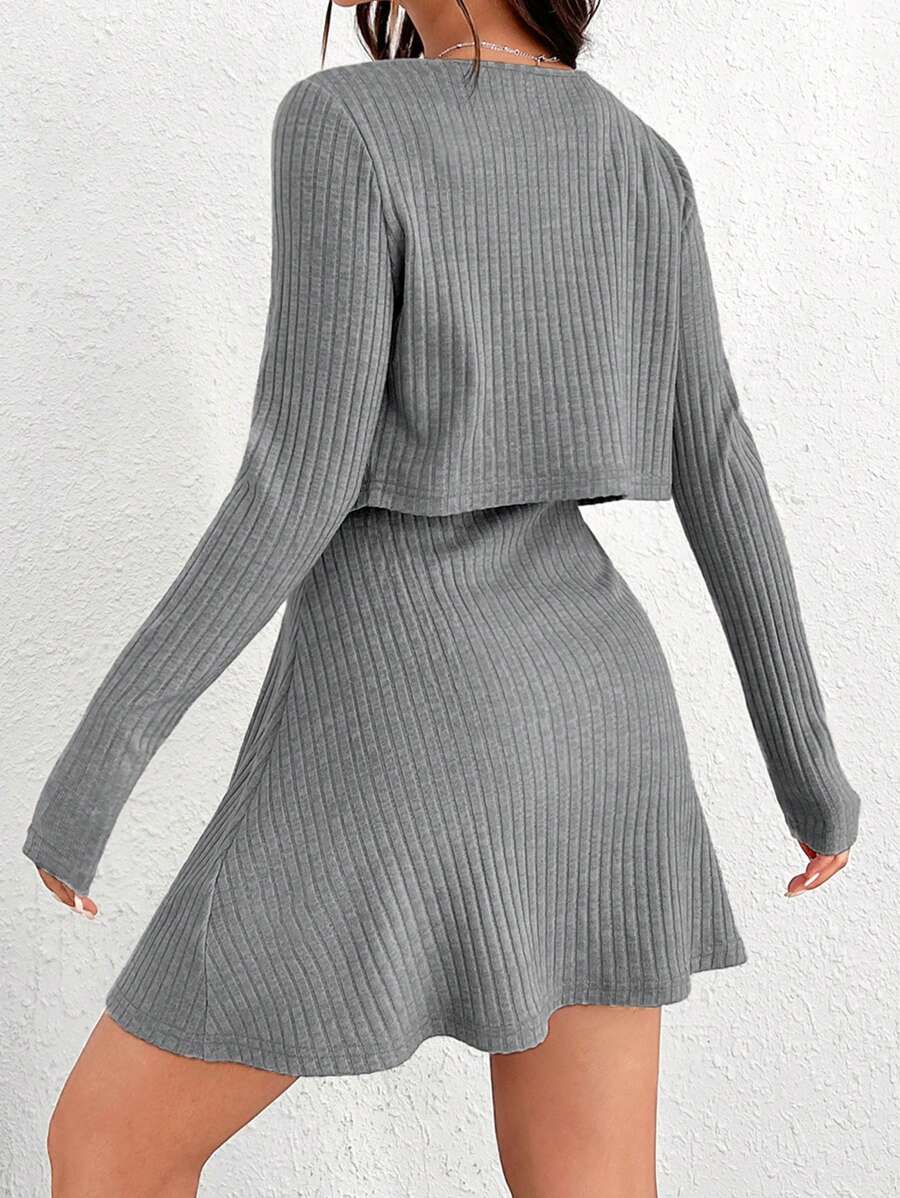 8431 1t-007 Vestido de tirantes tejido de canalé & Cazadora con botón delantero