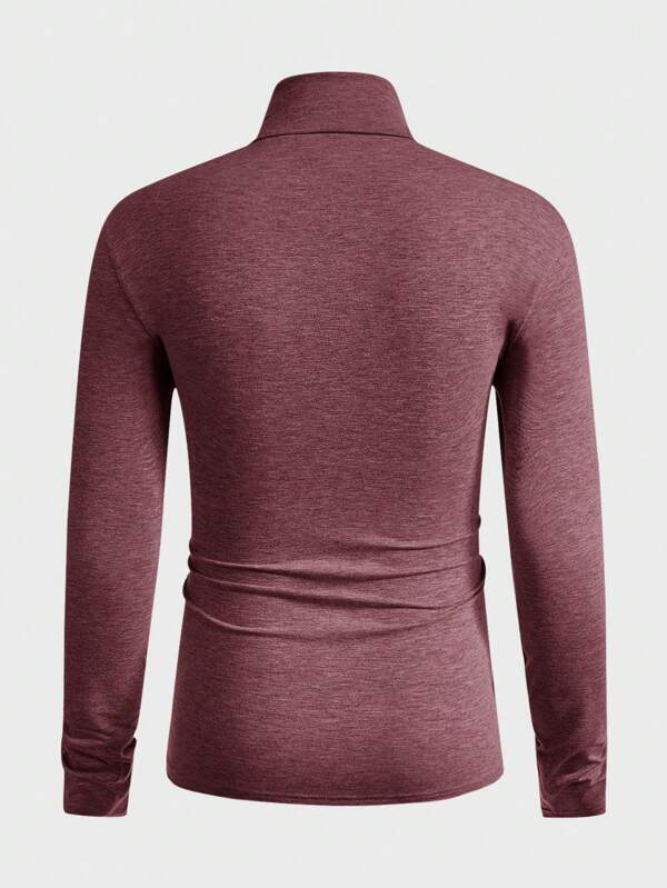 6717 1t-006 Camiseta unicolor de cuello cisne