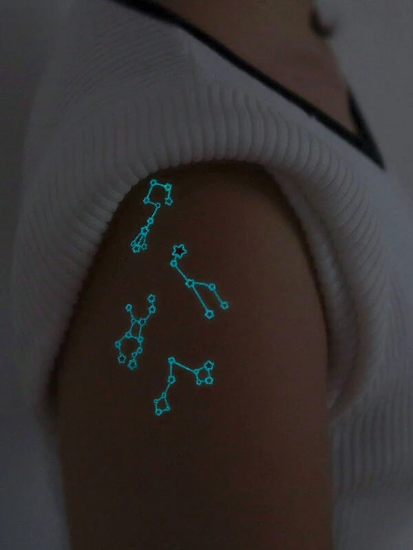 7892 1b-076 Línea Simple Corazón Y Patrón De Constelación Brillan En La Oscuridad Pegatinas De Tatuaje Temporal De Dedo