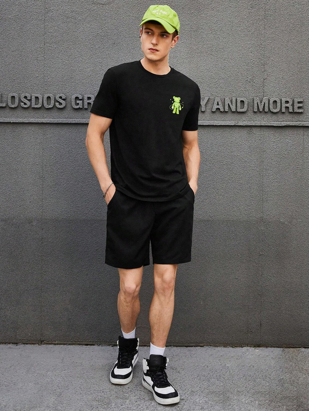 8337 2c-282 Shorts con camiseta con estampado de dibujos animados