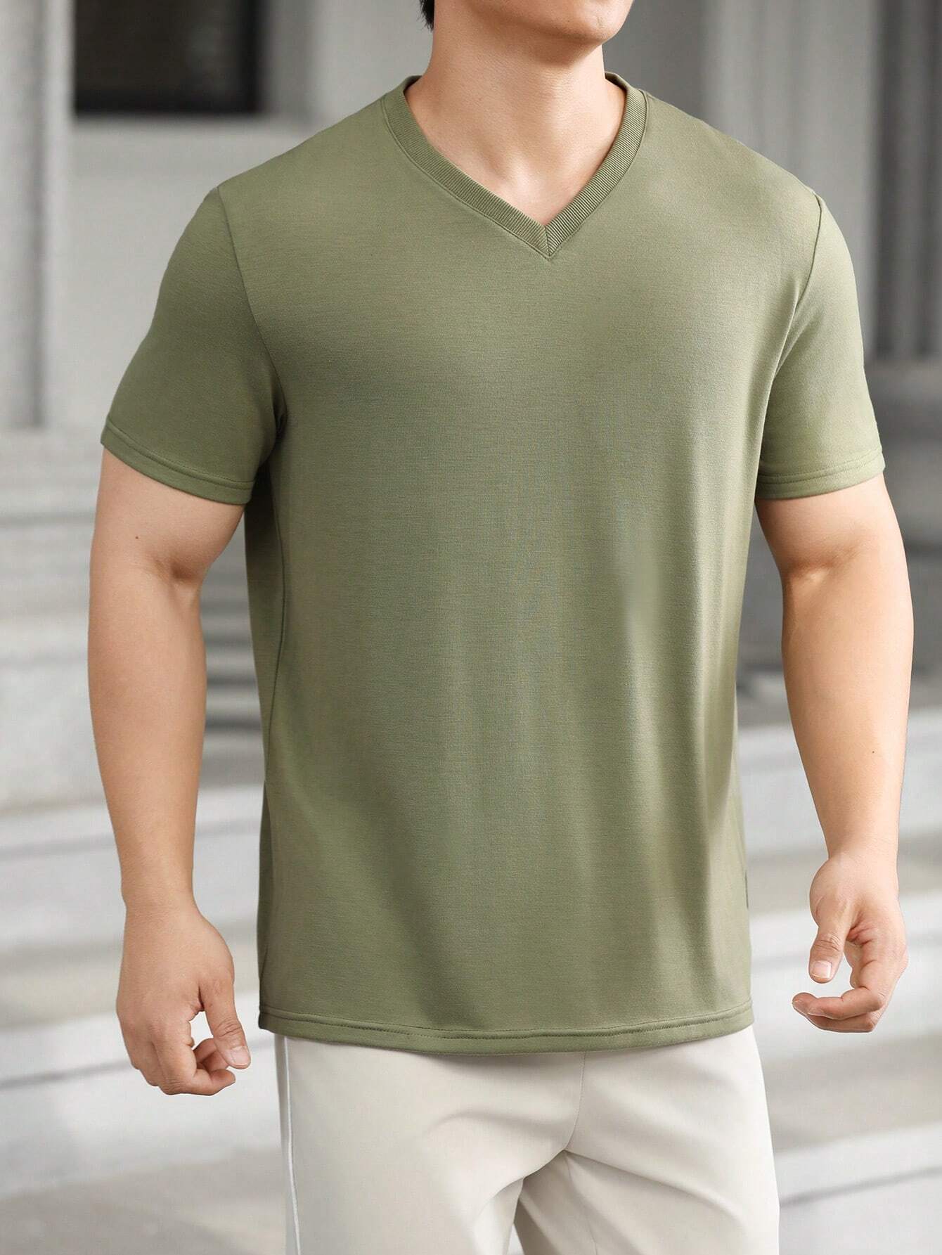 7596 1t-006 Camiseta unicolor de cuello V