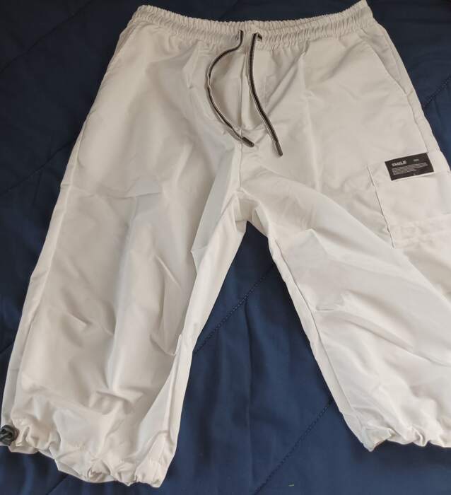 6551 1t-012 Hombres Pantalones capris con diseño de parche de letra bajo con cordón