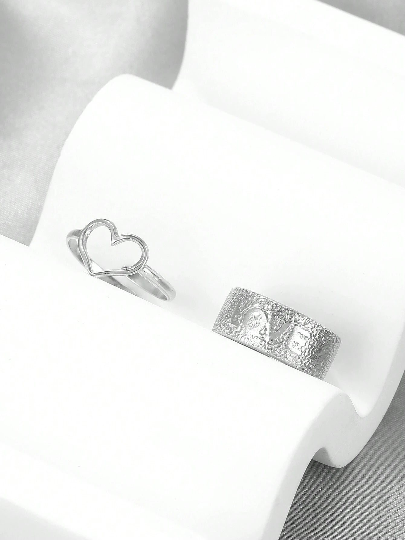 9376 1b-070 Juego De Anillos ajustable En Forma De Corazón De Acero Inoxidable