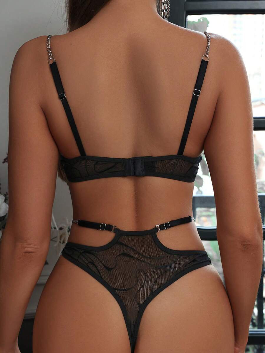 9541 ID-015 Conjunto Sexy De Lencería 2 piezas De Malla Decorado Con Cadena