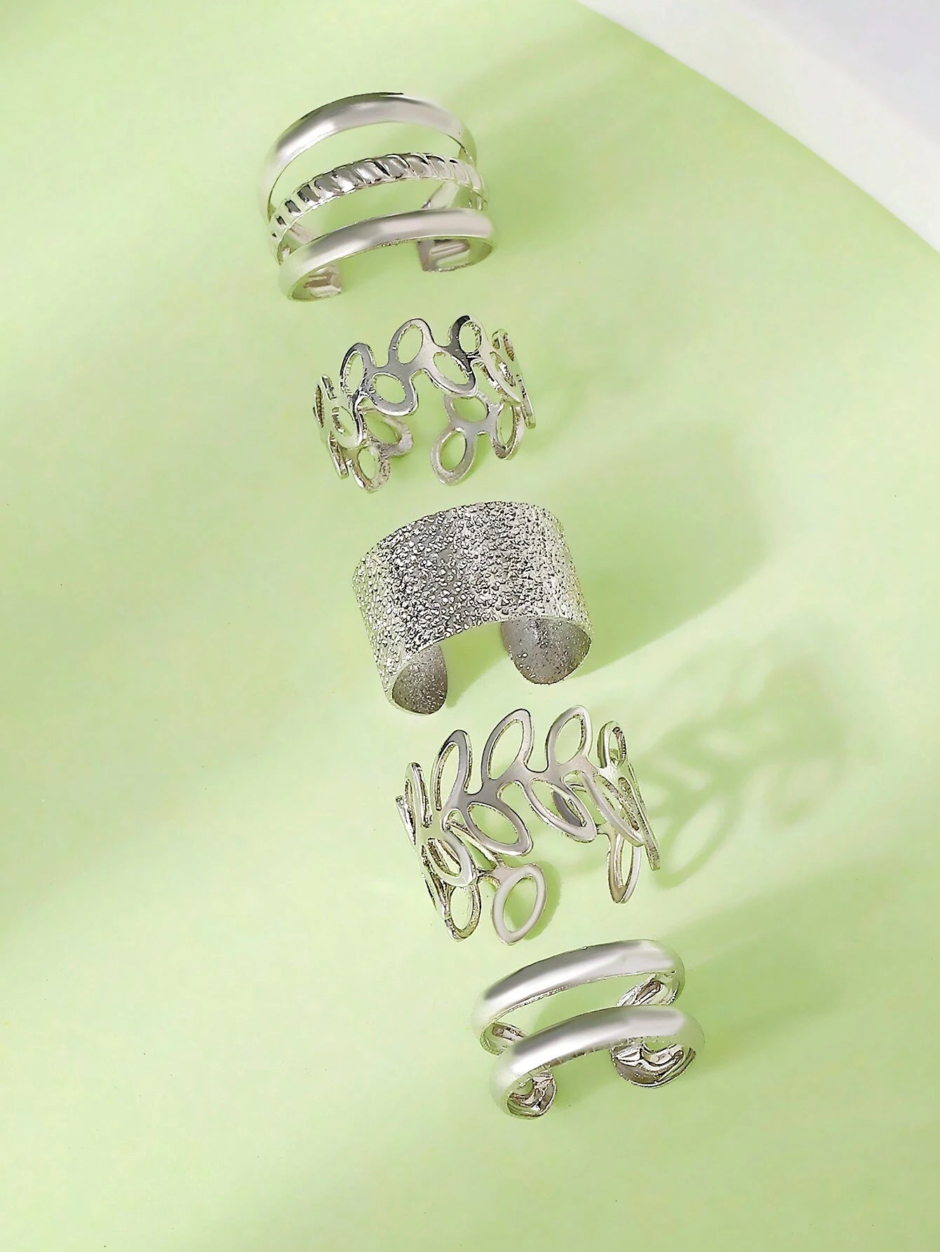 15388 2b-01-03 Pendientes Ajustables Dorados 5 Pzas
