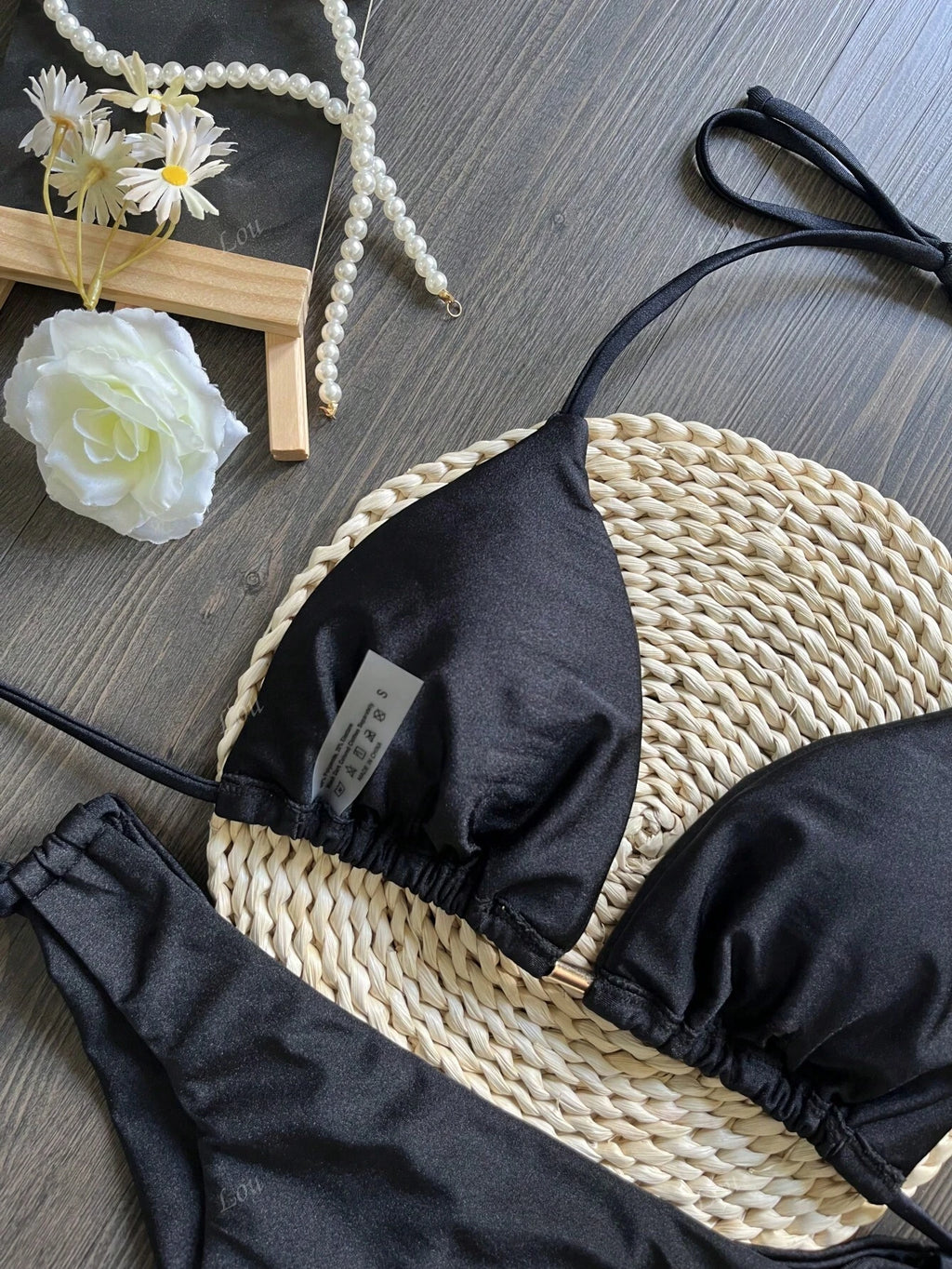 19796 1a-122 Bikini de un solo color con top halter y amarres 2Pzs