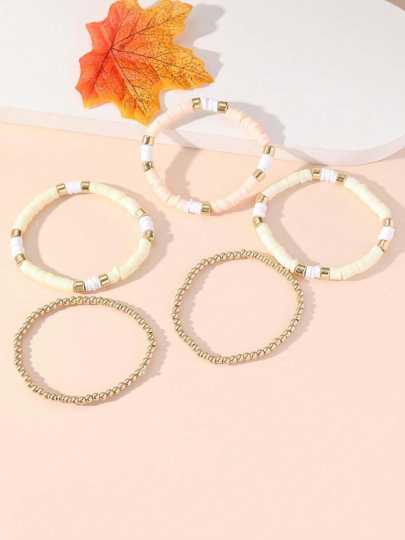 10988 b03-22 4 Piezas /set Brazaletes Simples Y Versátiles Con Diseño De Cuentas Metálicas Y De Cerámica Suave Beige