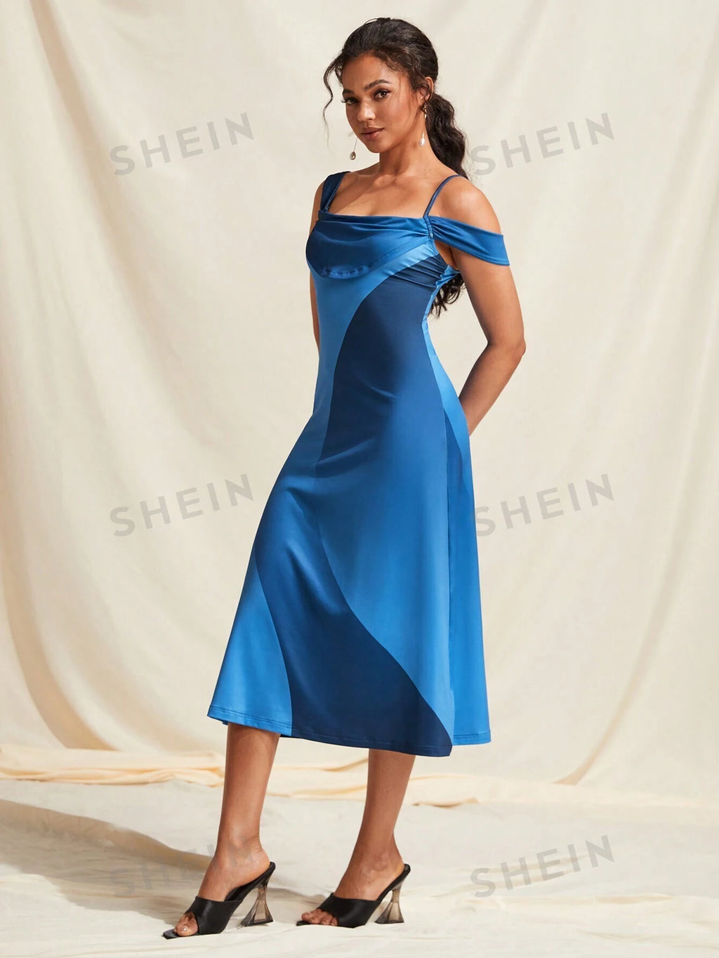 19190 1a-050 Vestido largo asimétrico 1 Pza