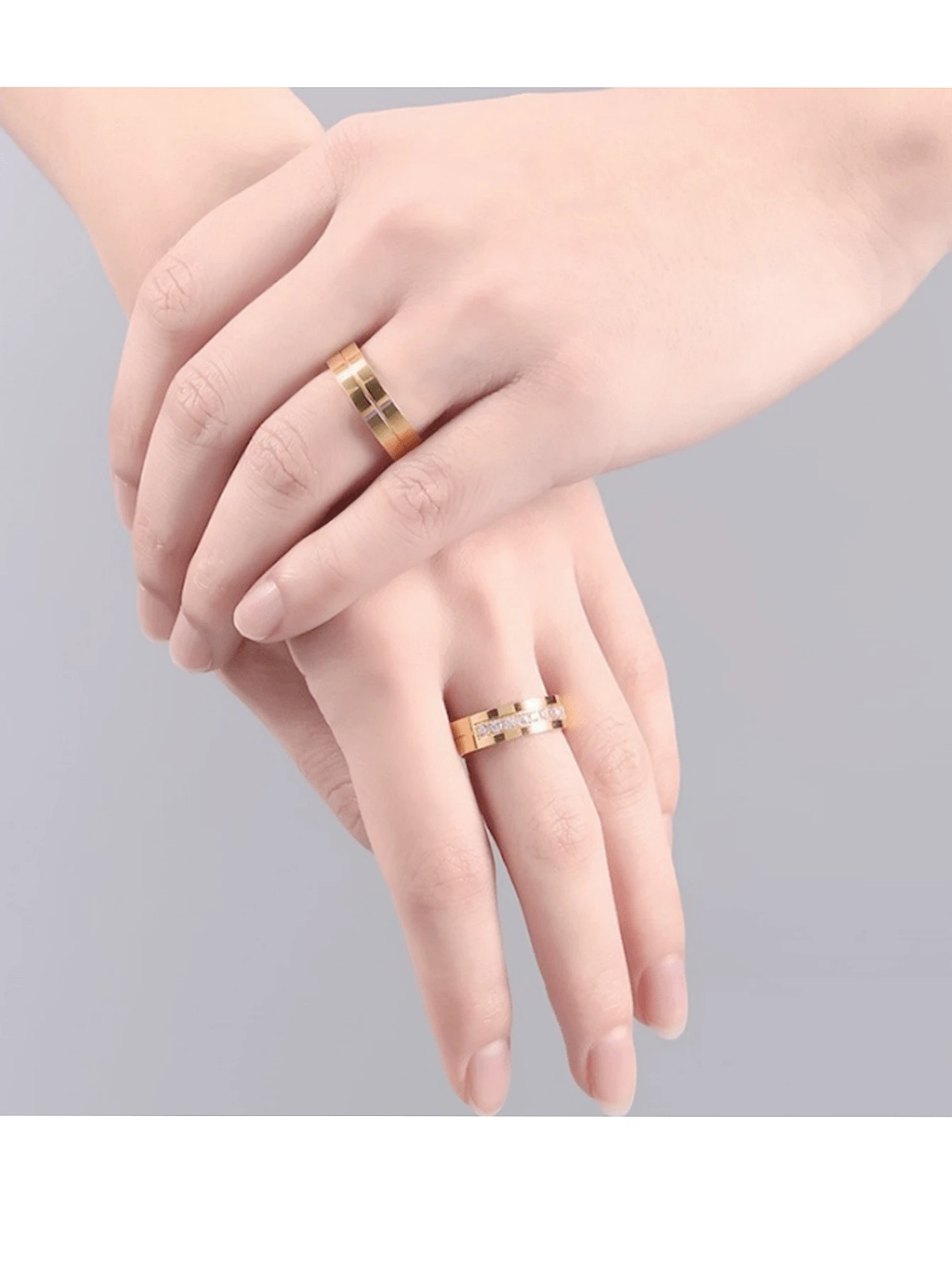 15387 2b-01-05 Anillo tono dorado 2 Pzas