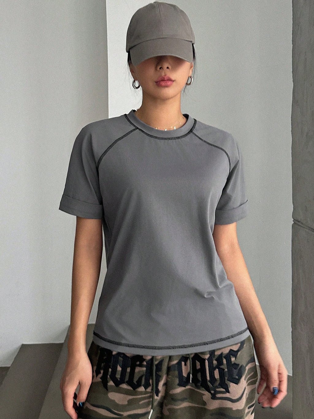 11207 1t-007 Camiseta De Manga Raglán Con Bloque De Color Y Costuras Expuestas