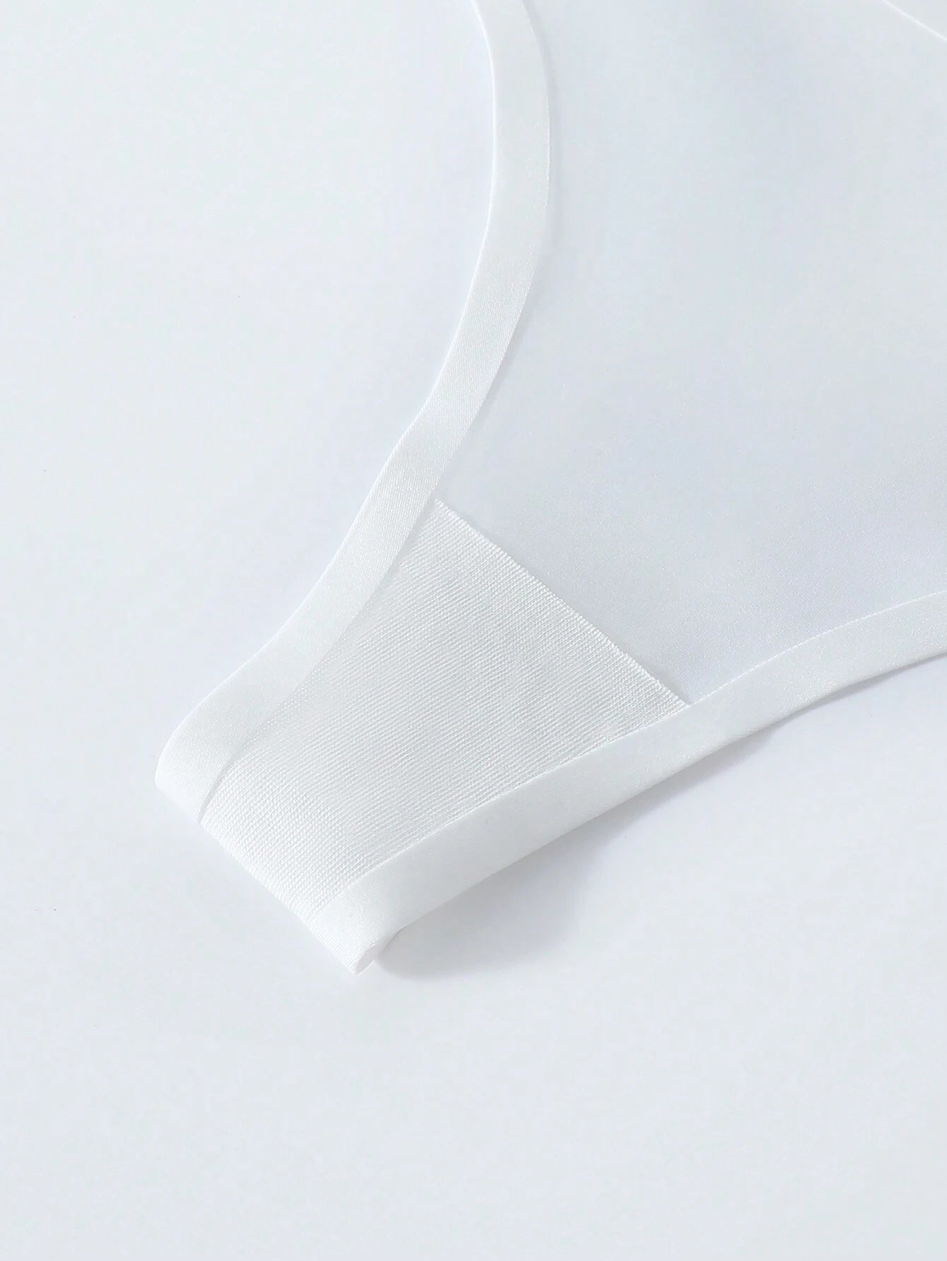 17168 1a-035 Tanga sexy sin costuras de microfibra 1 Pza