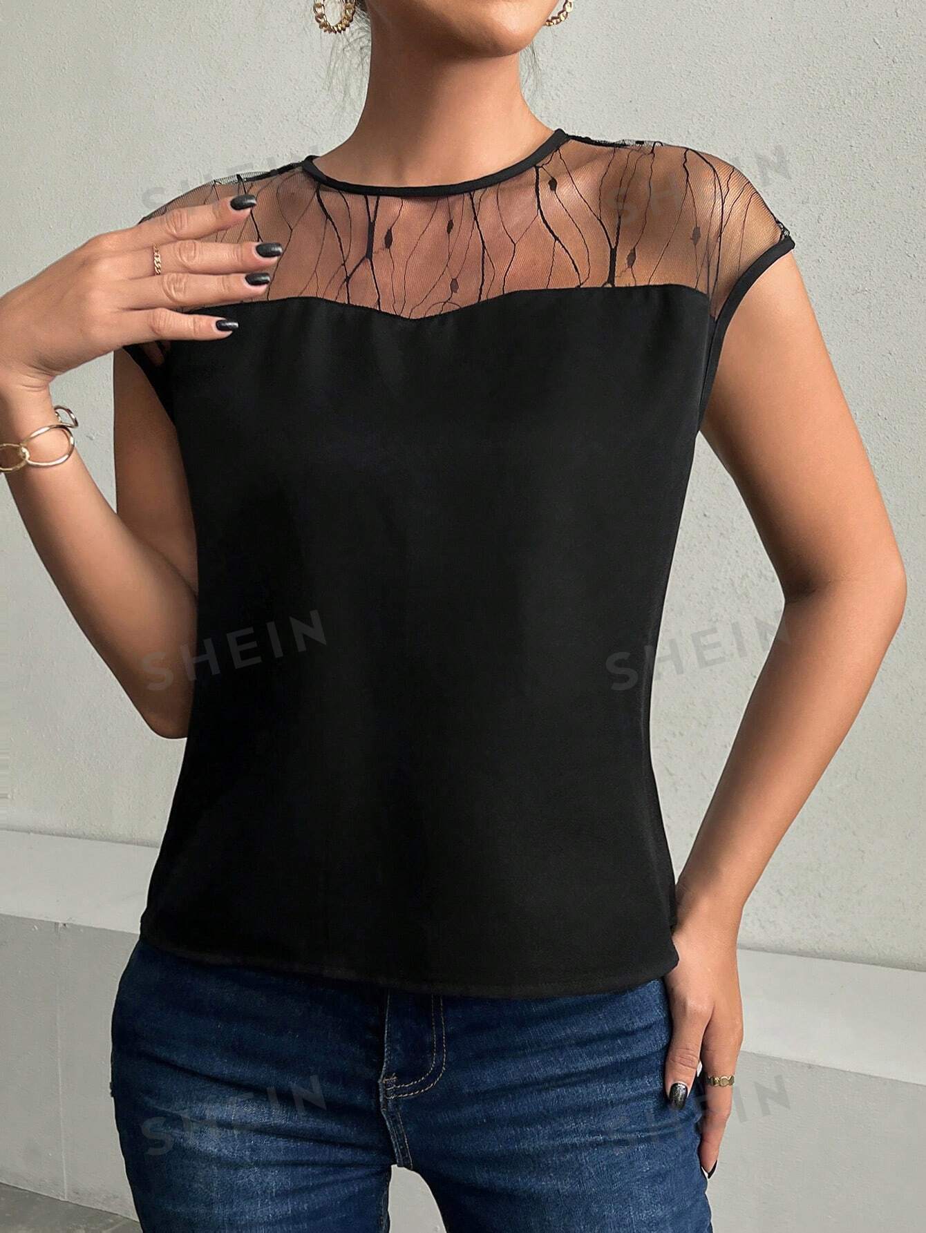 17231 1a-008 Blusa Negra Con Paneles De Malla 1 Pza