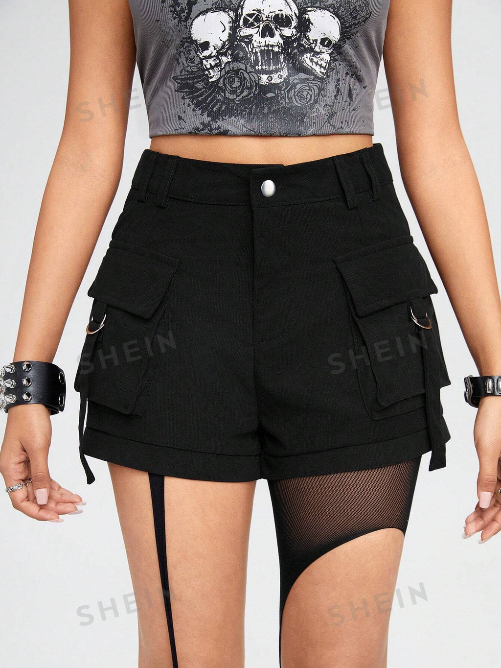 18203 1t-395 Short con bolsillo con solapa 1 Pza