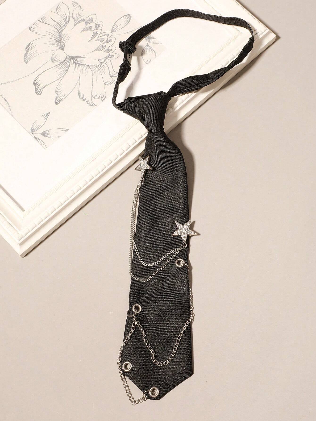 13486 1a-008 Corbata Negra decoradas con estrellas