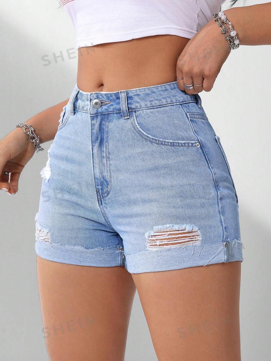 13813 2a-04-21 Shorts casuales de mezclilla con detalles desgastados