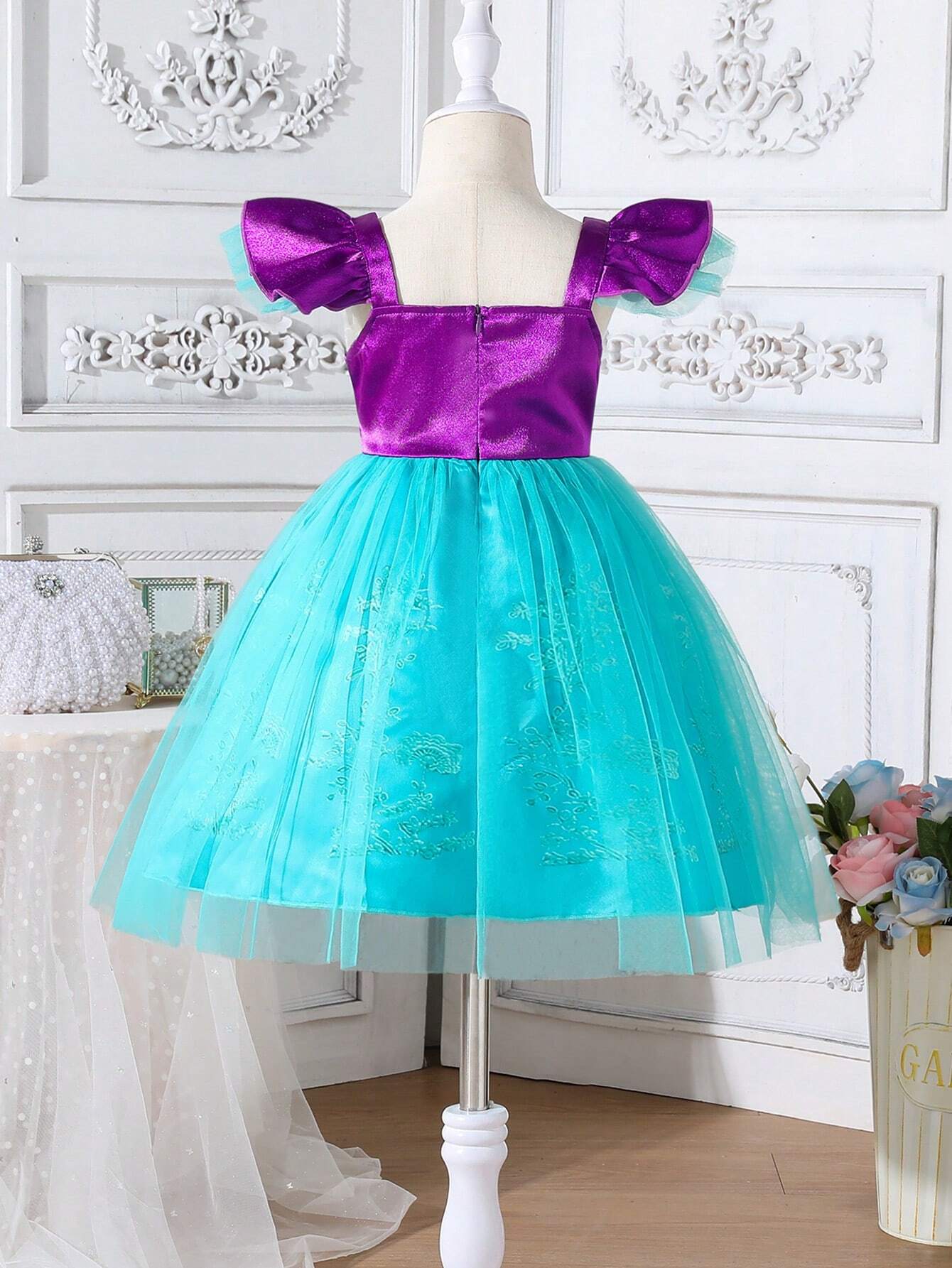 14047 1a-044 Vestido de princesa 1 Pza