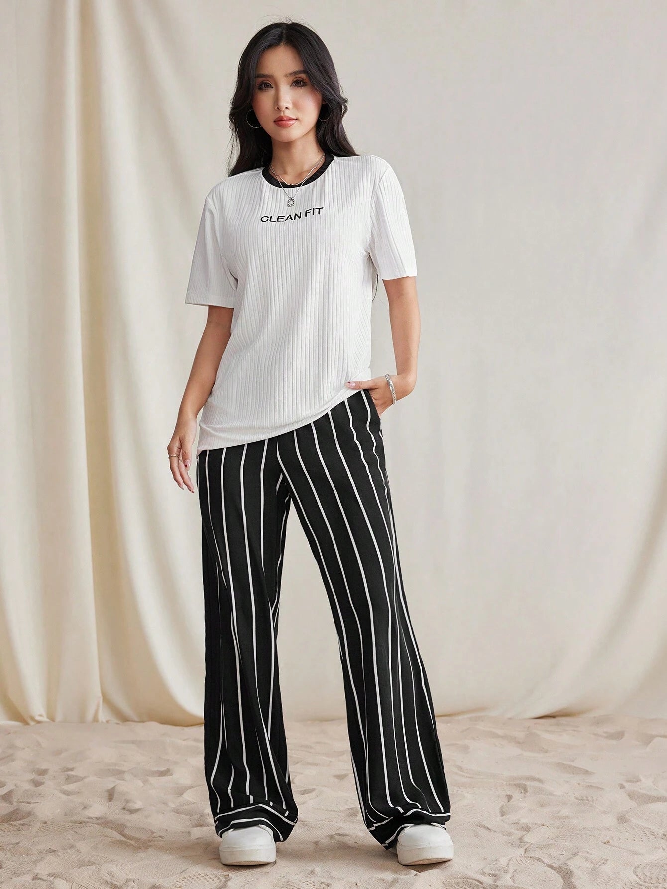 15455 2a-01-08 Pantalones casuales sueltos a rayas 1 Pza