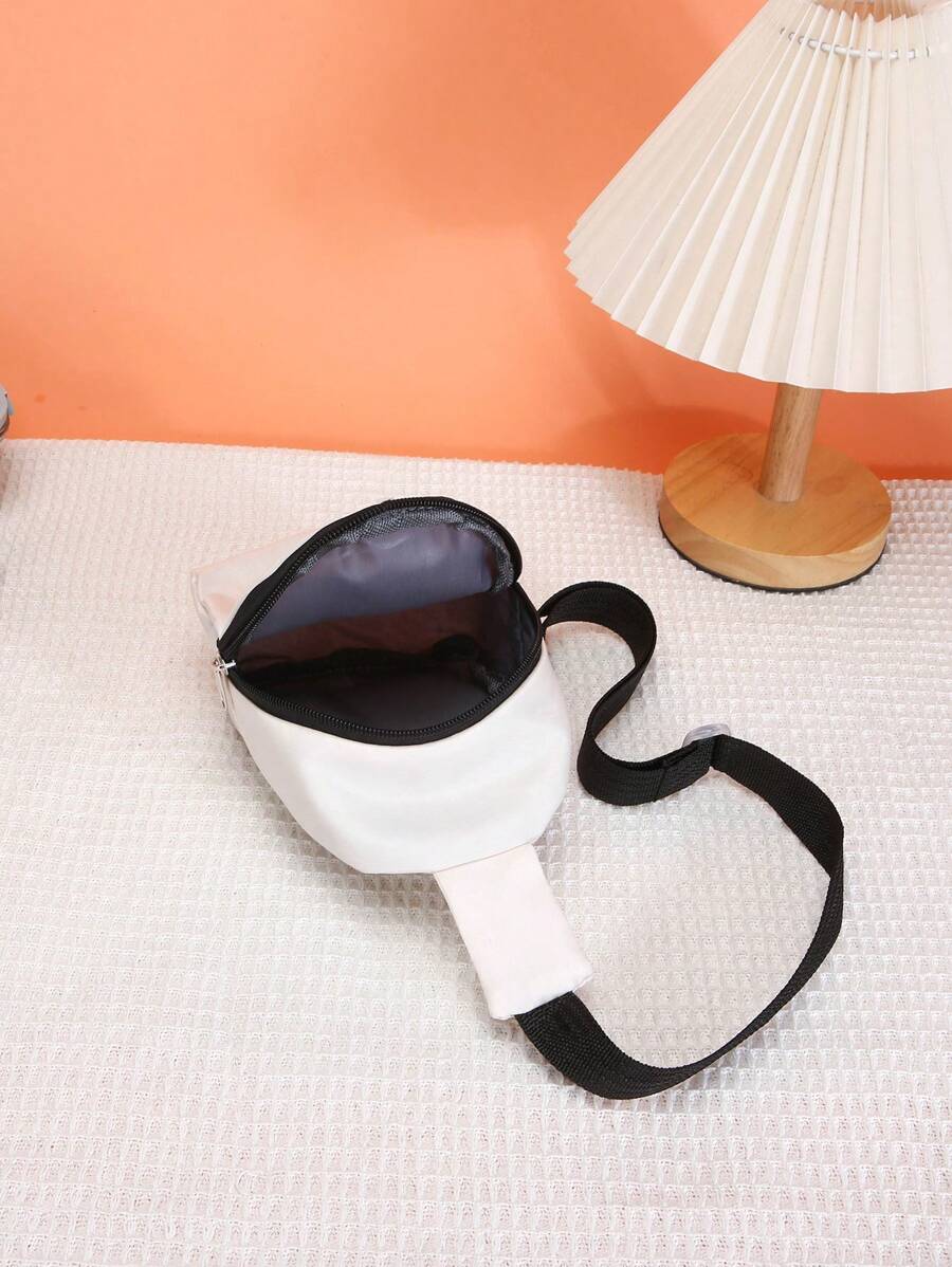 14599 1a-031 Bolso de pecho con patrón de letra de corona y cierre de cremallera