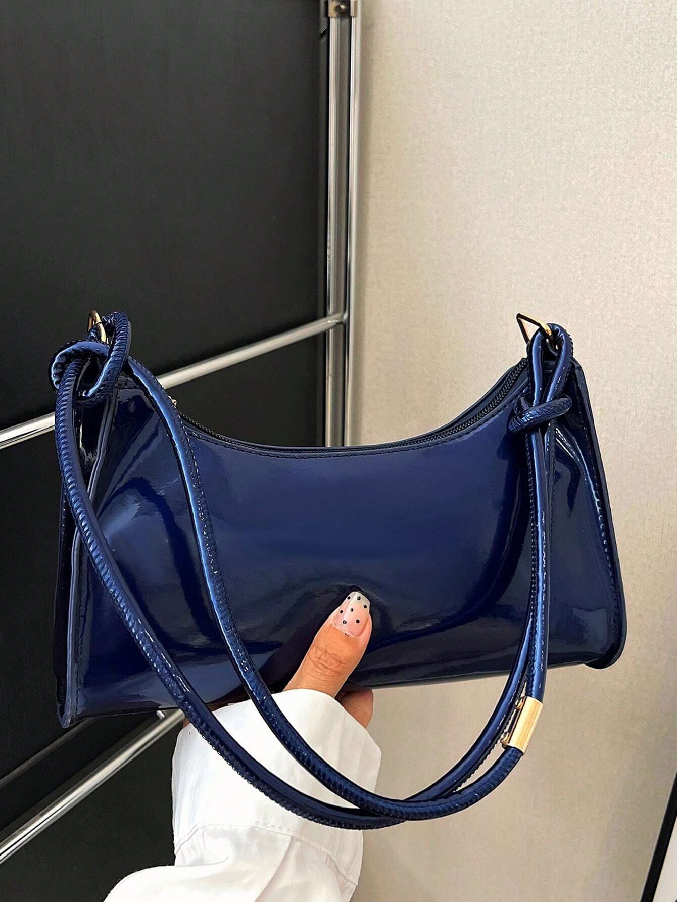 14621 1c-016 Cartera Unicolor 1 Pza