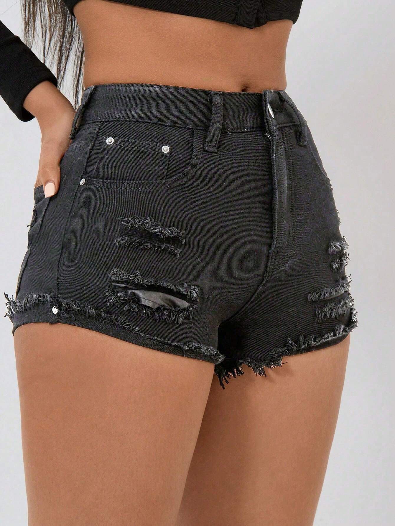 17862 1a-106 Shorts mezclilla desgarro bajo crudo 1 Pza