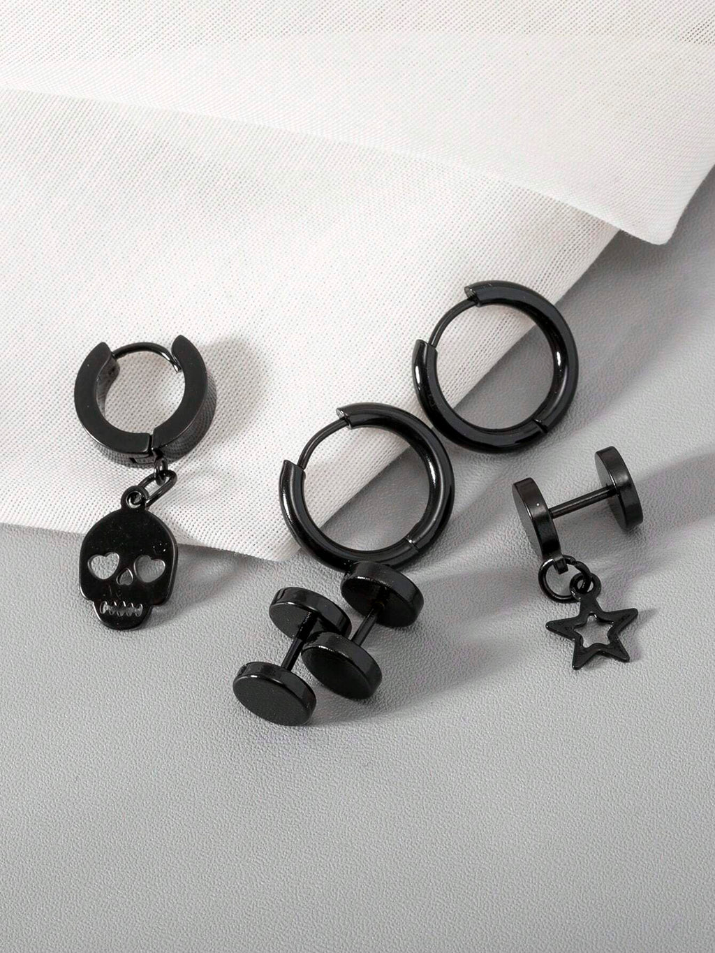 16061 1b-001 Pendientes Diseño calavera punk 6 Pzas