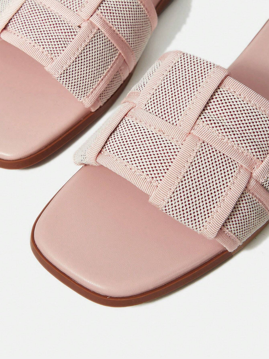 16682 1t-010 Sandalias tejido 2 Pzas
