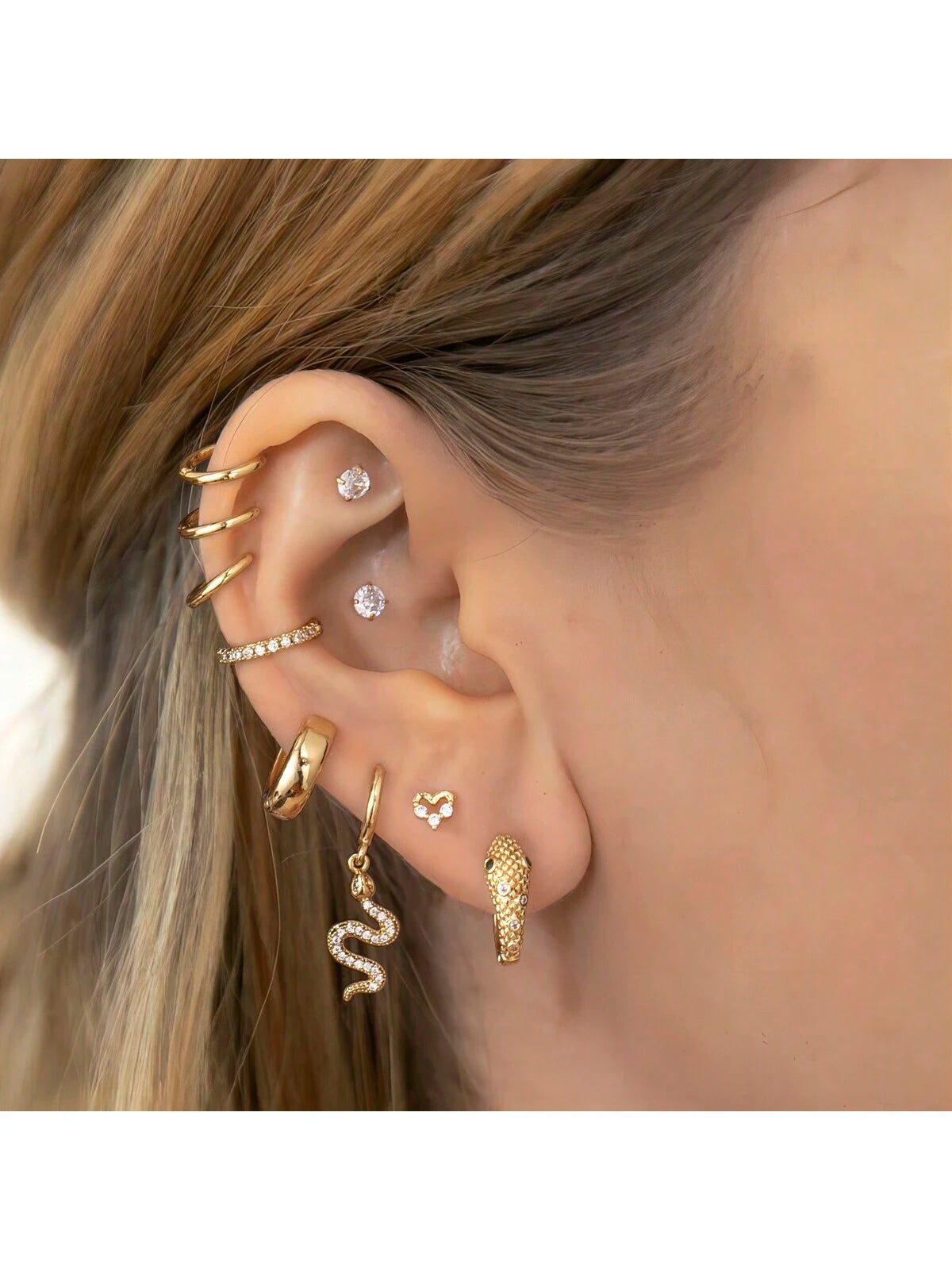 16068 2b-01-03 Pendientes a la moda 10 Pzas