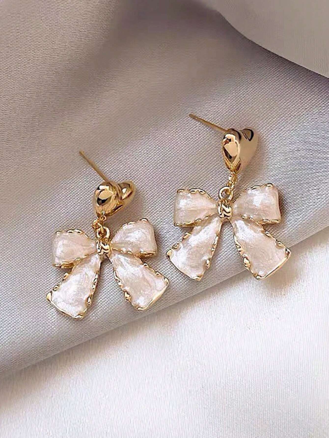 14962 1b-01-03 Aretes en forma de corazón 1 Par