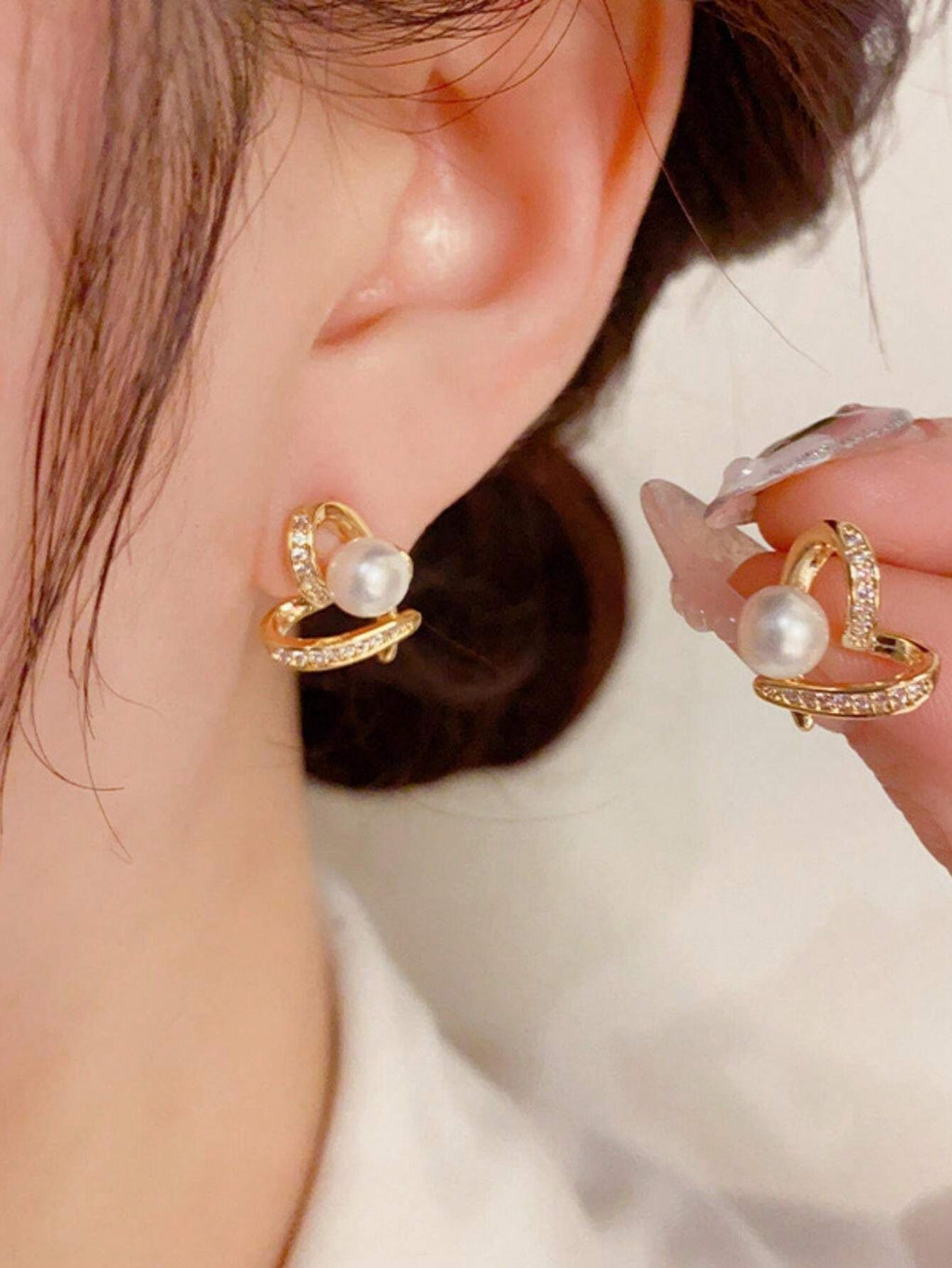 15015 1b-01-08 Aretes de perla en forma de corazón 1 Par