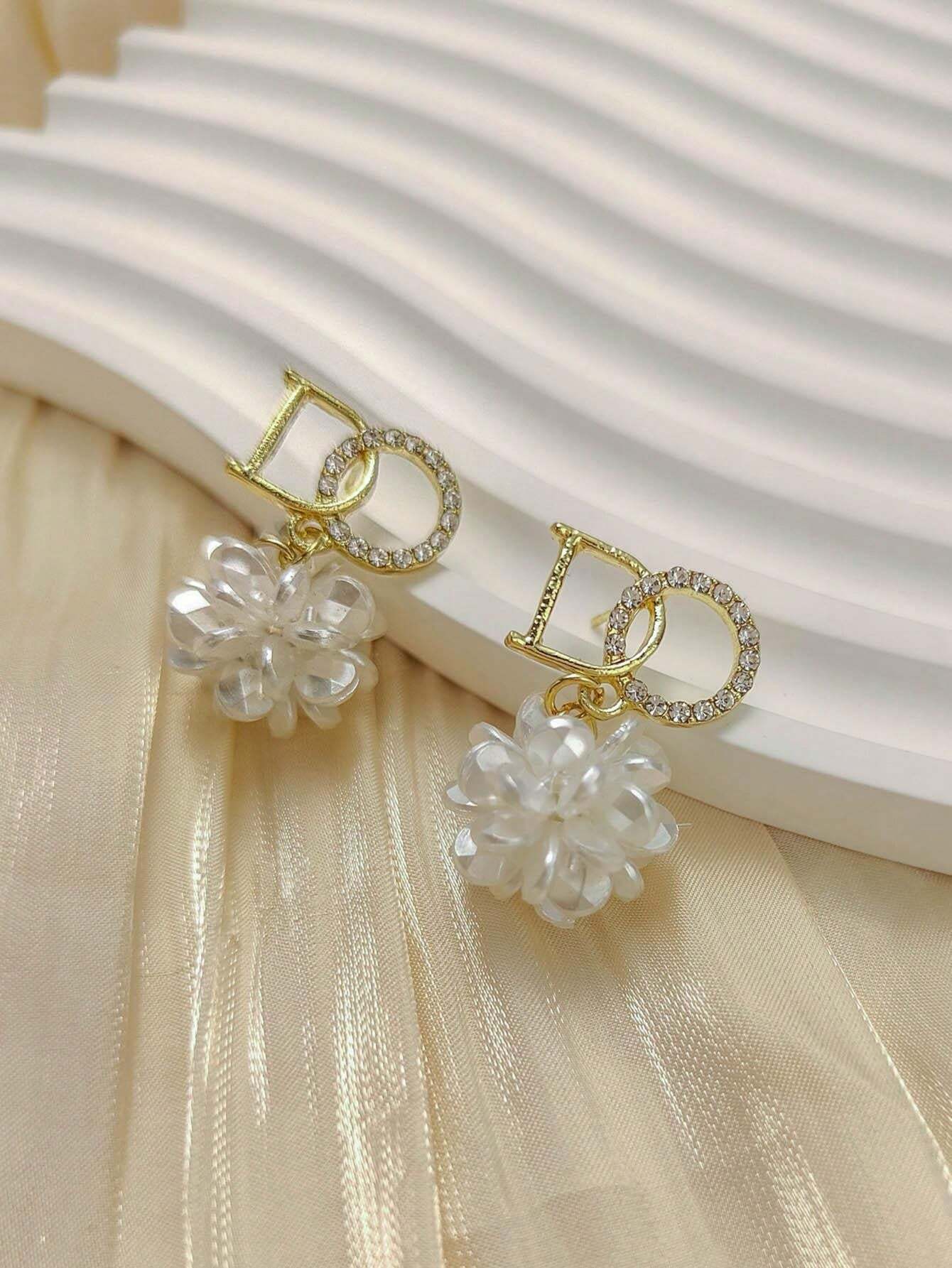 15137 1b-05-03 Pendientes Elegante 2 Pzas