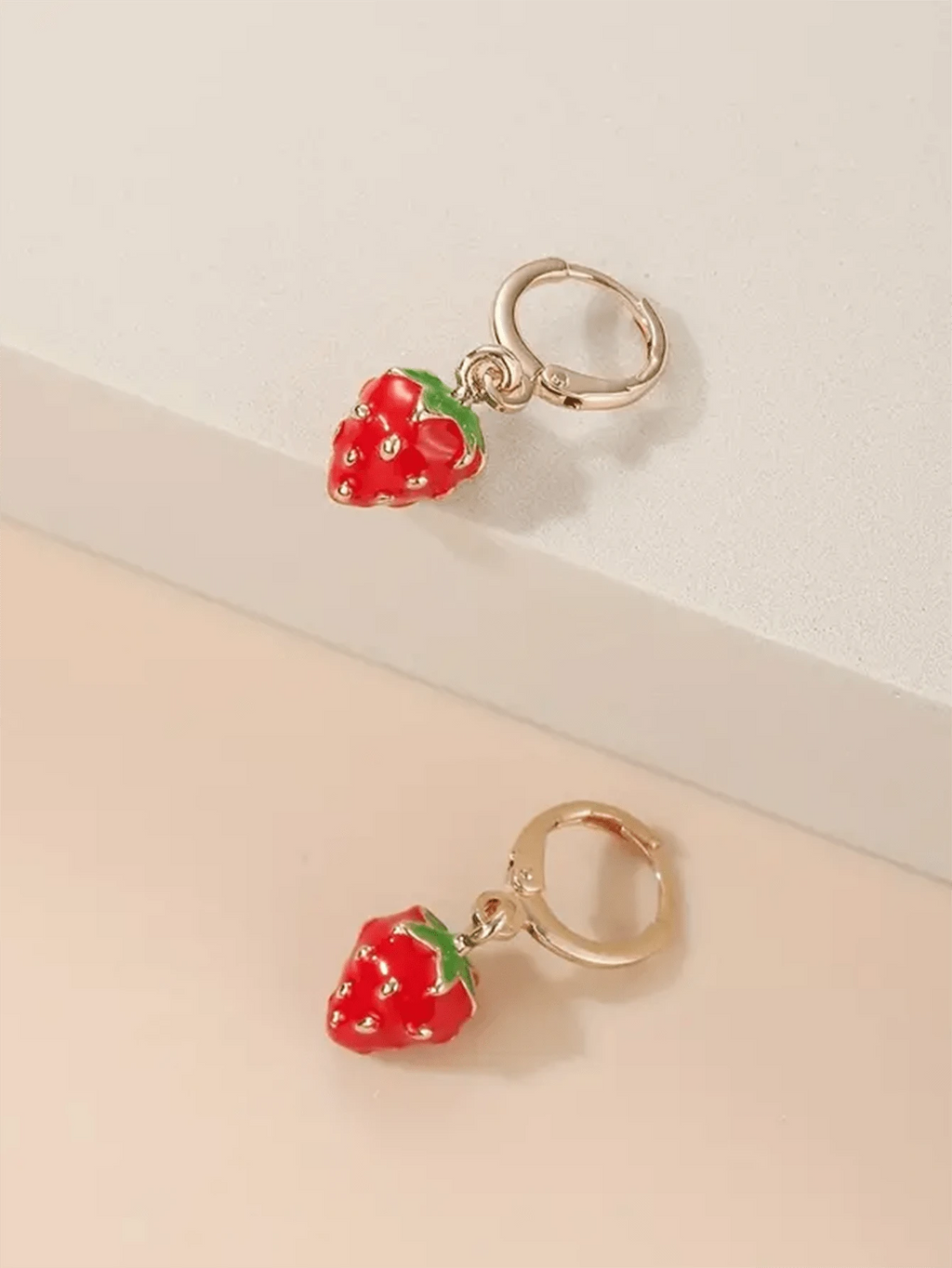 15146 1b-05-01 Pendientes colgantes diseño fresa 1 Par