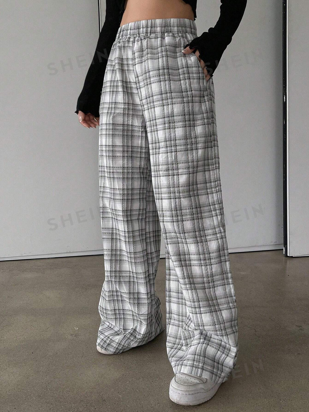 16250 1a-026 Pantalones diseño a cuadros 1 Pza
