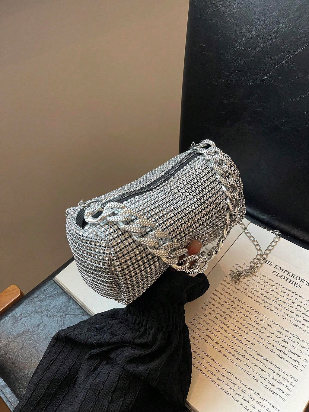 14846 2c-02-03 Bolso Brillante 1 Pza