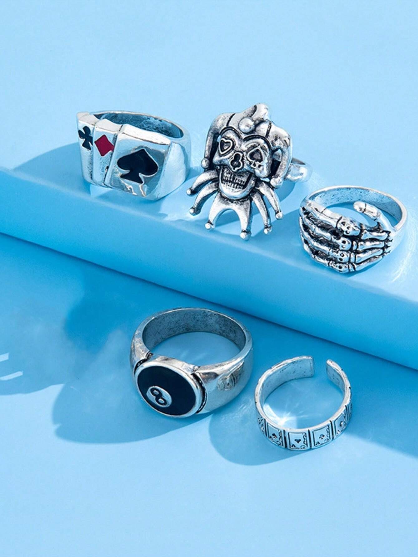 14981 1b-01-02 Anillos góticos 6 Pzas