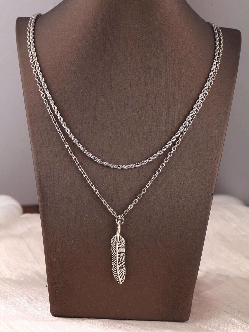 16420 1b-054 Collar vintage en capas 1 Pza