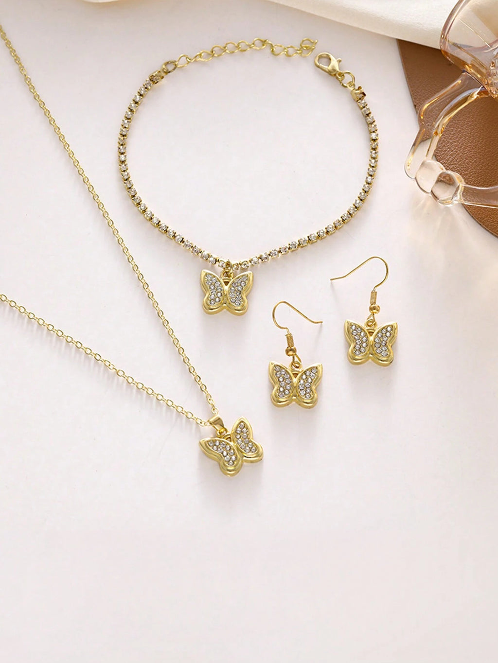 15703 1b-062 Pendientes 4 Pzas