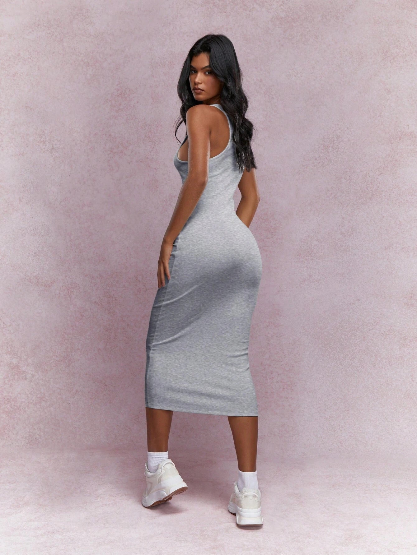 17435 1a-124 Vestido midi de espalda de tirantes 1 Pza